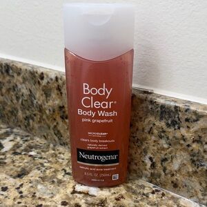 NWT Neutrogena Body Clear Pink Grapefruit Body Wash